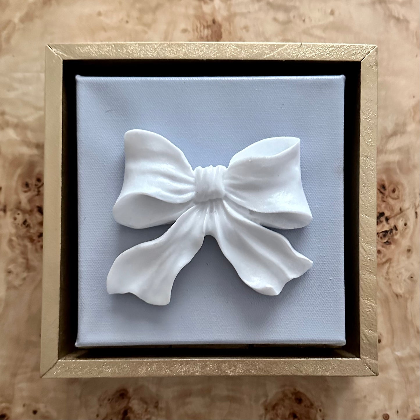 Golden Floating Bow - Perrywinkle